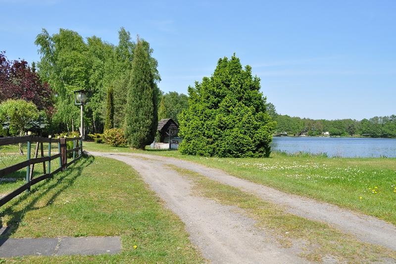 Ferienpark Tannenbruchsee Aparthotel Neustadt am Rubenberge Exterior photo